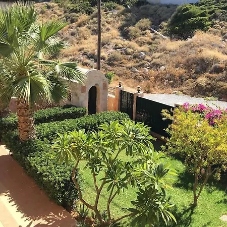 Koumpe Blue Sea View Апартаменти