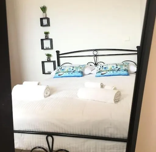 Koumpe Blue Sea View Апартаменты *